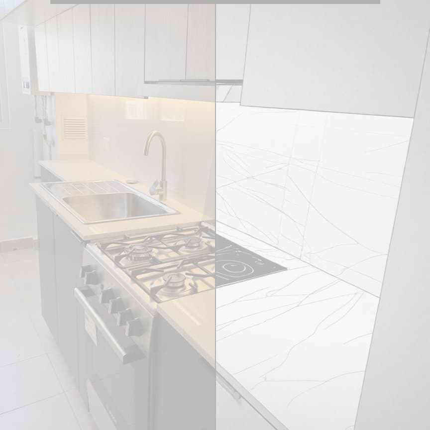 Render de una cocina blanca